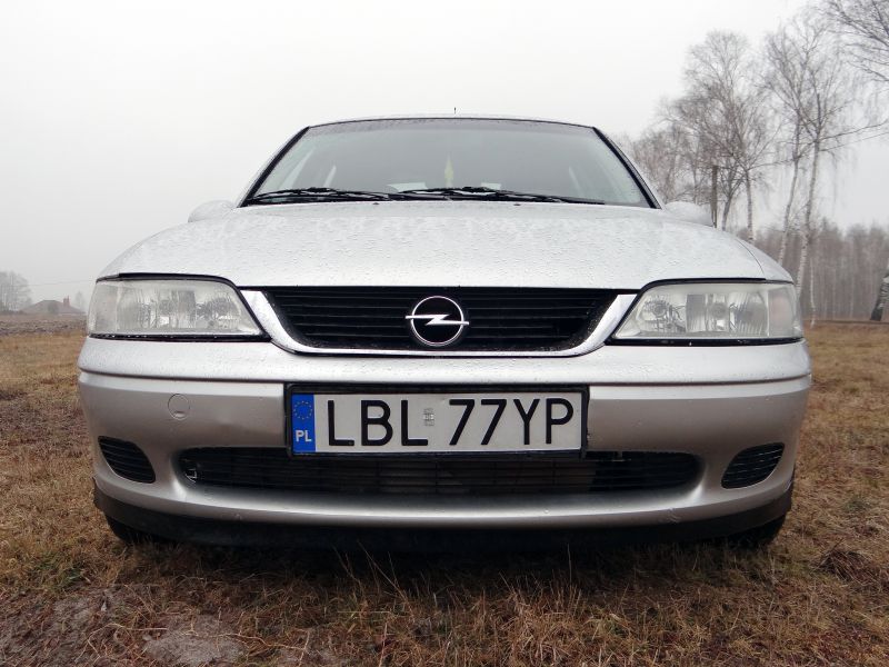 Opel Vectra B CC (facelift 1999) 1.6i (75 Hp)